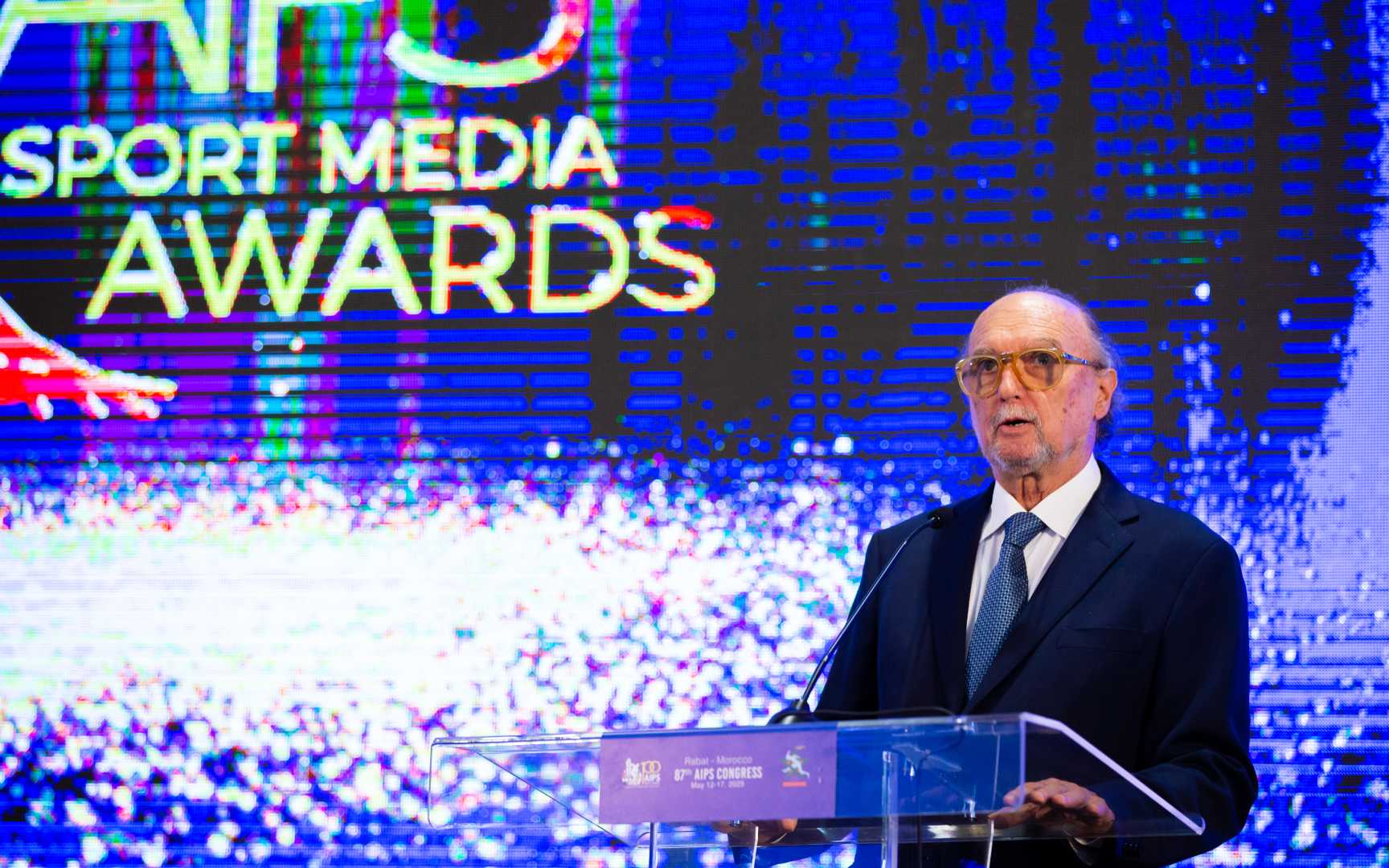 Încercările de a reduce la tăcere jurnalismul liber și independent reprezintă un pericol real pentru sport