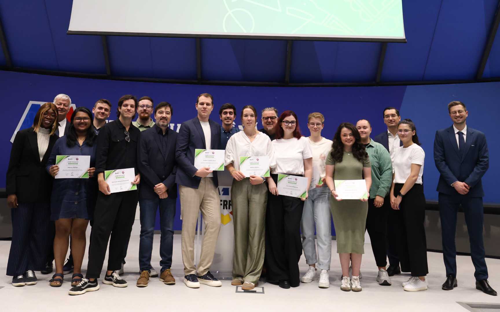 A căzut cortina peste cea de-a șasea ediție a Programului AIPS Young Reporters, organizat în parteneriat cu UEFA la Euro U19, la București