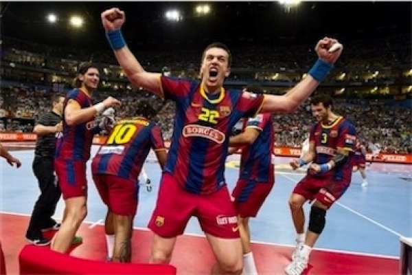 Schimbarea la fata a presei de handbal