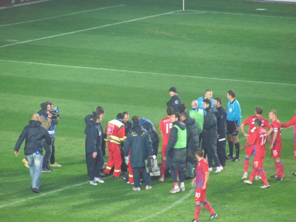 Scene incredibile la meciul Petrolul - Steaua