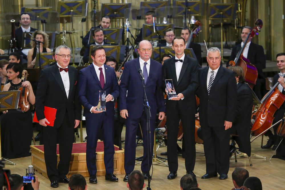 Galerie foto - APS 90