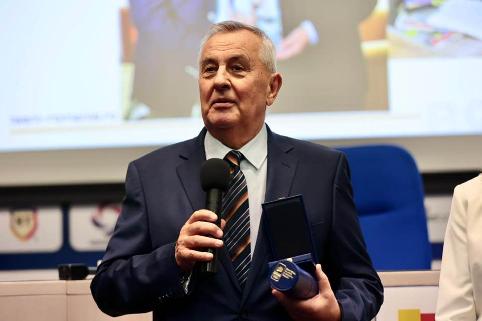 Dumitru Graur, elogiat de AIPS